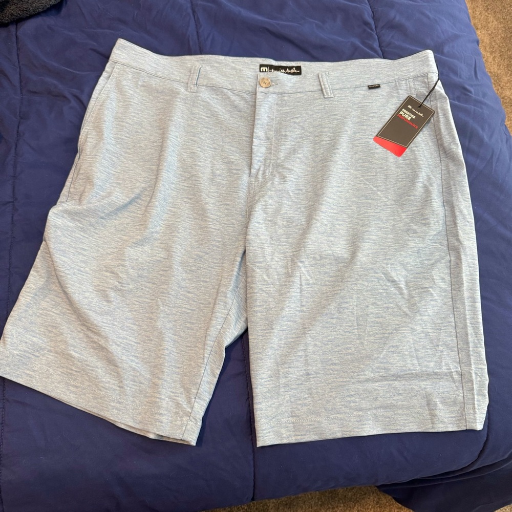 Men’s Travis Mathew Baby Blue Golf Shorts 42 *NWT*